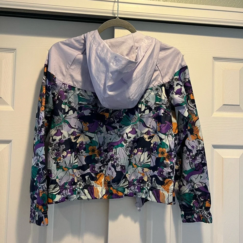 Nike, Kids Dri-fit Jacket, Windbreaker, Water Resistant, Size L - Picture 5 of 7